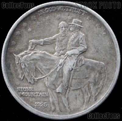 Stone Mountain Memorial Silver Commemorative Half Dollar (1925) in XF+ Condition