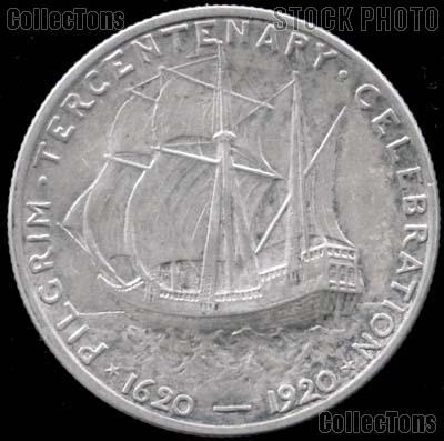 Pilgrims Landing at Plymouth Tercentenary Silver Commemorative Half Dollar (1920-1921) in XF+ Condition