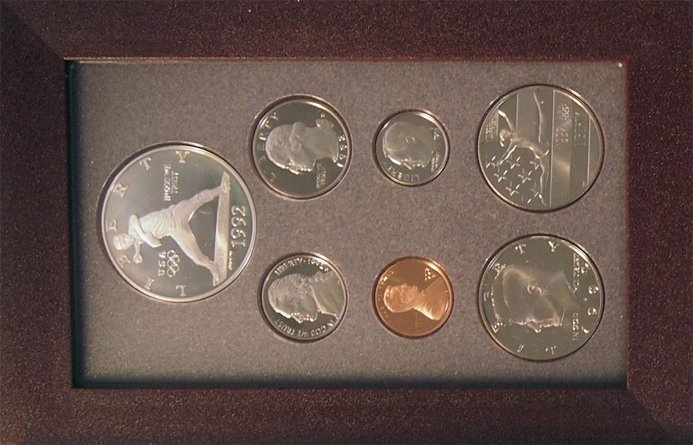 1992 PRESTIGE PROOF SET Deluxe Box & Papers 7 Coin U.S. Mint Proof Set