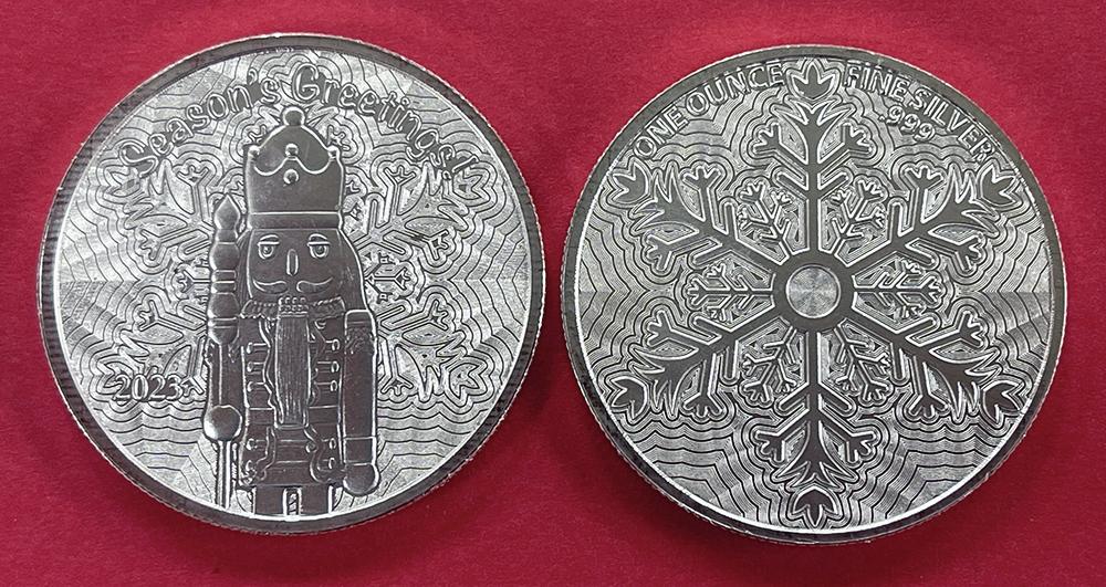 The Nutcracker Season's Greetings Silver 1 oz Round 99.9%